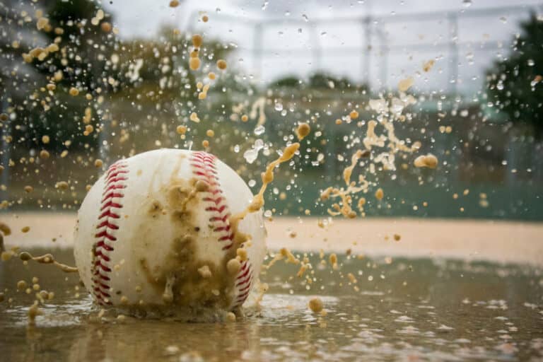 Do Baseball Players Play In The Rain?